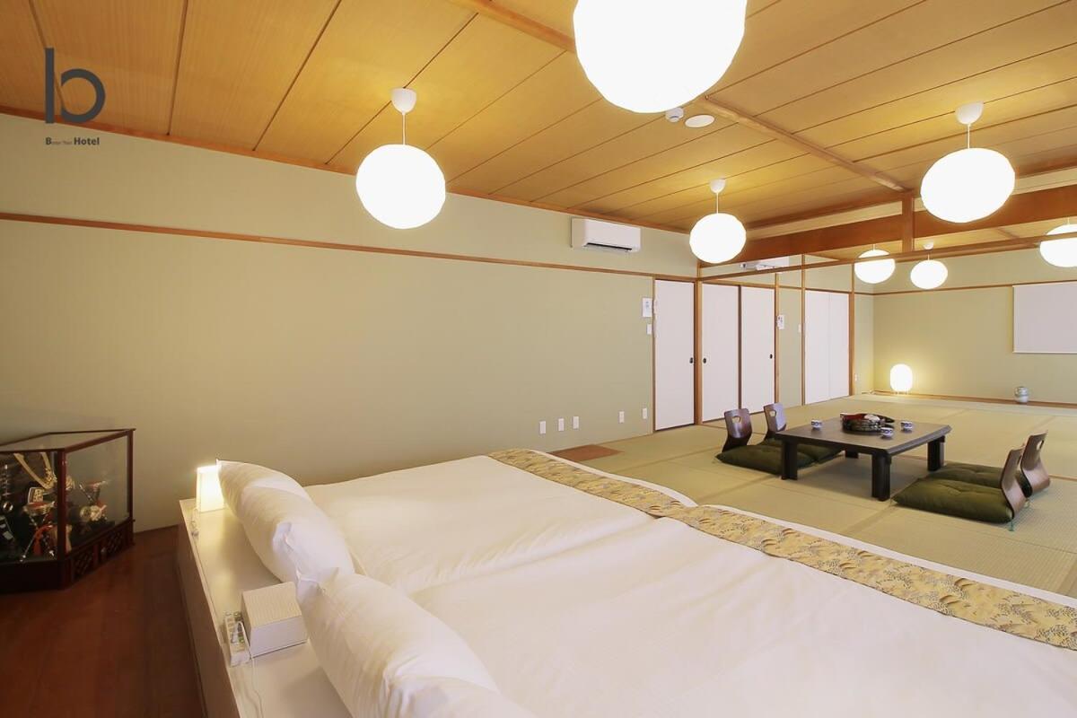 Hanagin - Large 2 Bedroom Apartment For 12People 301 広島市 エクステリア 写真